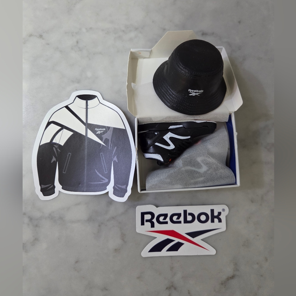 Mini Brands Sneakers Reebok Black Bucket Hat